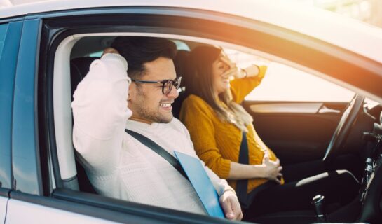 Verkehrsunfall – Auffahrt auf Fahrzeug mit Schwangeren